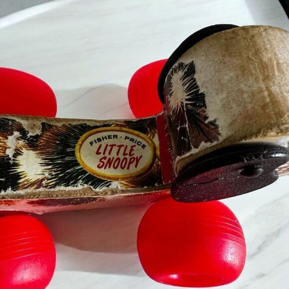 Little Snoopy Fischer Price Training Dog Wooden Toy 1965 - Picture 7 of 10